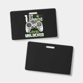 Eerste schooldag van de onvergrendelde gamer in de badge (Voor- en achterkant)