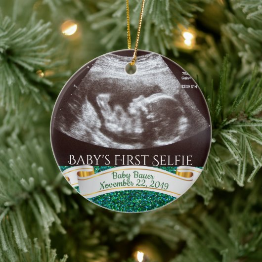 Eerste Selfie voor baby (groene achtergrond) Keramisch Ornament (Boom)