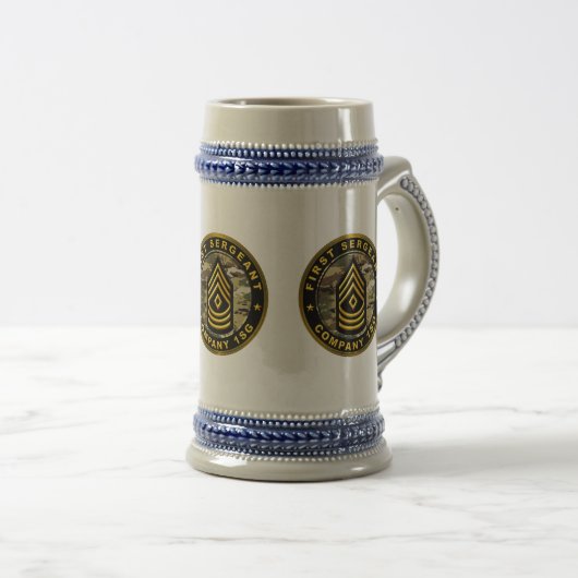 Eerste Sergeant van het Kompagnie 1SG Bierpul (Voorkant rechts)