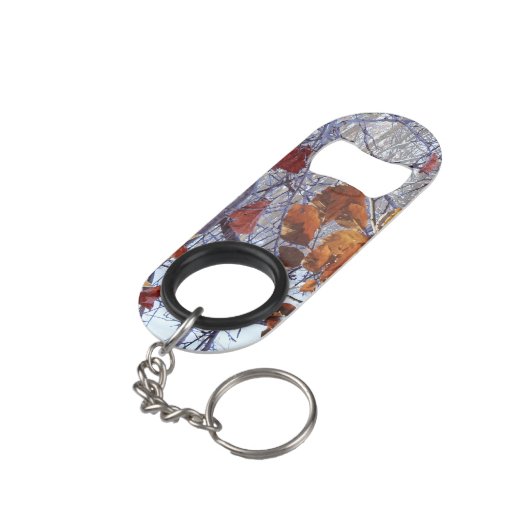 Eerste sneeuwwintercamouflage-decor sleutelhanger flessenopener (Achterkant Gekanteld)