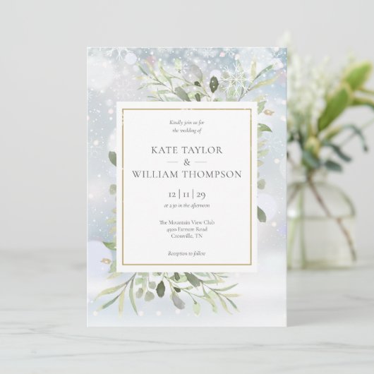 Eerste Snowflakes Greenery Winter Wedding Invitati Kaart (Staand voorkant)