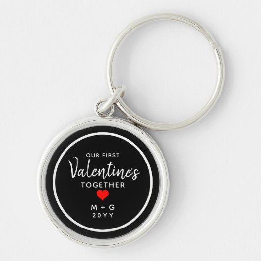 Eerste Valentijnsdag Couples Red Heart Monogram Sleutelhanger (Voorkant)