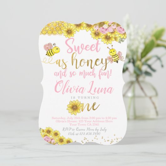 Eerste verjaardag bij kaart (Staand voorkant)