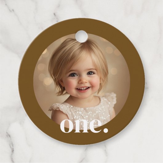 Eerste Verjaardag Foto Favoriet Label in Bruin & W (Voorkant)