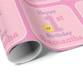 Eerste verjaardag, Roze gele ster met naam Cadeaupapier (Rol Hoek)