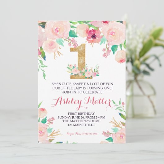 Eerste verjaardag roze mooie Florale uitnodiging, Kaart (Staand voorkant)