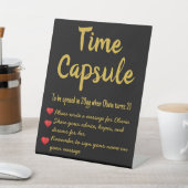 Eerste verjaardag Time Capsule Hoopt Wensen Pedest Reclamebord Met Voetstuk (Insitu)