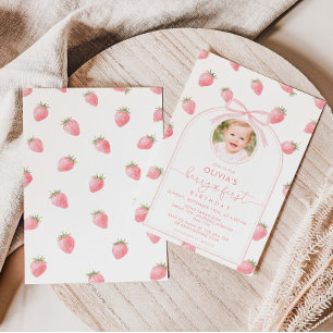 Eerste verjaardag van aardbei Berry Sweet Girl Kaart