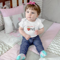 Eerste verjaardag van aardbeienmeisje