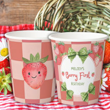 Eerste verjaardag van Berry met aardbeienfeestje