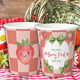 Eerste verjaardag van Berry met aardbeienfeestje Papieren Bekers
