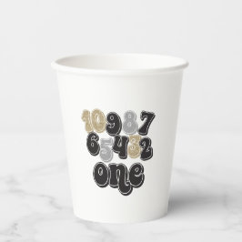 Eerste verjaardag van de jaarwisseling papieren bekers