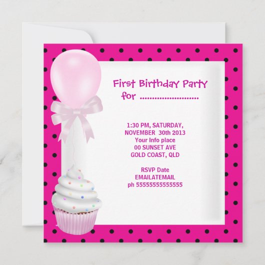 Eerste verjaardag van het eerste meisje met warme  kaart (Achterkant)