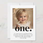 Eerste verjaardagsfoto-uitnodiging in bruin en wit kaart (Voorkant)
