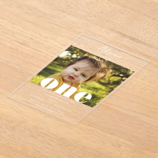 Eerste verjaardagsuitnodiging 1e One Photo Script Acryl Uitnodigingen (Laagn)