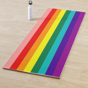 Eerste vlag voor regenboogpride yogamat