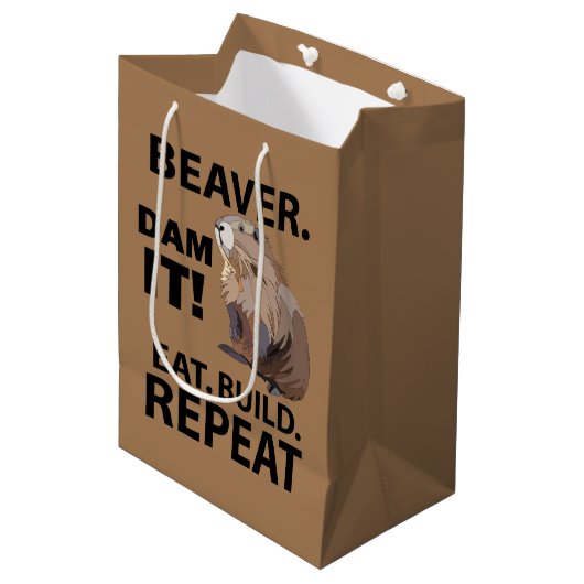 Eet Bouw Herhaal Grappige Bever Dier Medium Cadeauzakje (Voorkant Gekanteld)