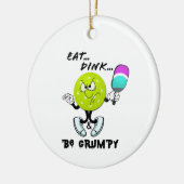 Eet dink & wees chagrijnig (pickleball) keramisch ornament (Links)