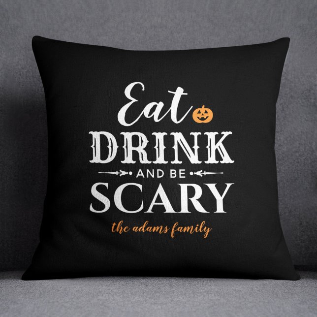 Eet Drink en wees eng Moderne Typografie Halloween Kussen (Creator heeft geüpload)