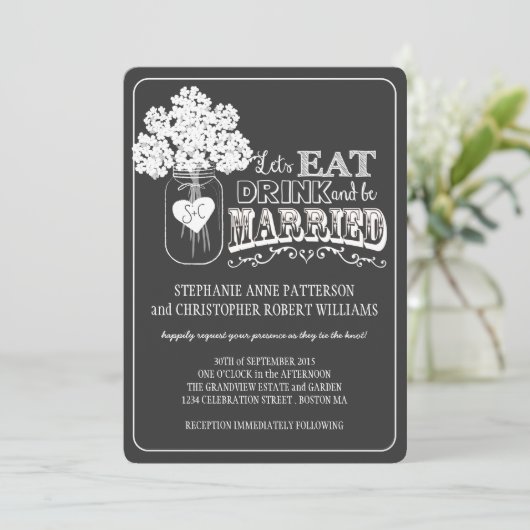 Eet, Drink en wees getrouwd Chalkboard Style Weddi Kaart (Staand voorkant)