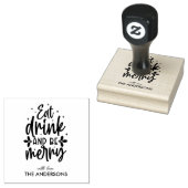 Eet, Drink & Wees Vrolijk Aangepaste Familie Rubberstempel (Gestempeld)