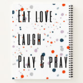 Eet liefde lachen bidden lachen kleurrijke stippen notitieboek (Achterkant)