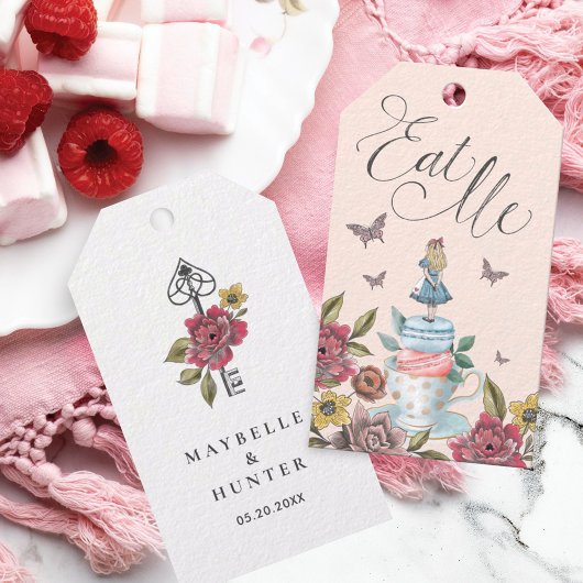 Eet me! Alice in Wonderland Tea Cup & Macaron Cadeaulabel