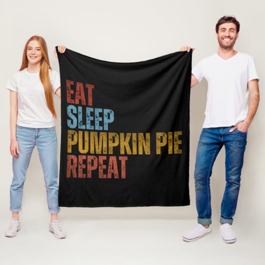 EET SLAAP POMPOENTAART HERHAAL FLEECE DEKEN (In situ)