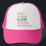 Eet, slaap, slijm, herhaling trucker pet<br><div class="desc">Eet,  slaap,  slijm,  herhaal,  het perfecte geschenk voor de minnaar in je leven. Ideaal voor meisjes,  jongens en tweens. Als je kinderen altijd op zoek zijn naar lijm,  glitter en activerer voor slijm die spullen maakt,  kan dit de perfecte rotzooi zijn voor je verjaardag of kerstcadeau.</div>