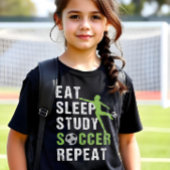 Eet Slaap Studie Voetbal Herhaal Meisjes Voetbal S T-shirt
