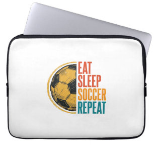 Eet Slaap Voetbal Herhaal Vintage Voetbal Shirt On Laptop Sleeve