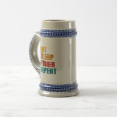 Eet slaapkracht herhaal grappig bierpul (Voorkant links)