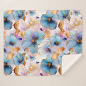 Eetherische Blauwe Bloemen in Zachte Pastels Alcoh Sherpa Deken (Voorkant (horizontaal))