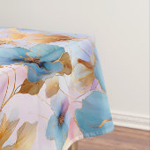 Eetherische Blauwe Bloemen in Zachte Pastels Alcoh Tafelkleed (Voorbeeld)