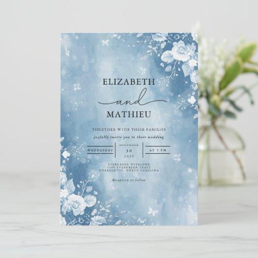 Eetherische blauwe bloemen vorst bruiloft kaart (Staand voorkant)