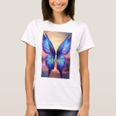 Eetherische vleugels: Abstracte vlinderelegantie T-shirt (Voorkant)