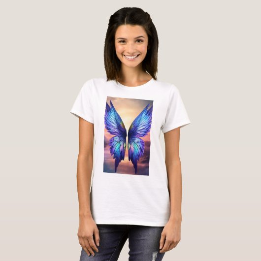 Eetherische vleugels: Abstracte vlinderelegantie T-shirt (Voorkant volledig)
