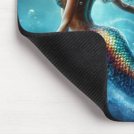 Eetherische waterzeemeermin schoonheid in diep bla muismat (Hoek)