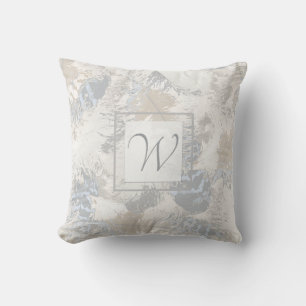 Eeubelen, grijs, beige en blauw, monogram Drow Kussen
