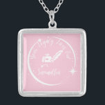 Eeuwige Legacy Pensioengeschenken voor vrouw Zilver Vergulden Ketting<br><div class="desc">Cadeau haar met het ketting 'Your Legacy Lives On', een oprecht eerbetoon aan haar blijvende impact. Dit prachtige pensioengeschenk voor vrouwen combineert precisie en passie, die de essentie van blijvende nalatenschappen symboliseert. Het elegante ontwerp trekt de aandacht, waardoor ze haar verhaal met trots draag. Omarm de blijvende impact die ze...</div>