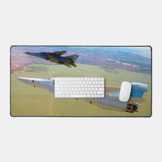 EF-111 RAVEN en F-111 AARDVARK Bureaumat (Keyboard & Muis)