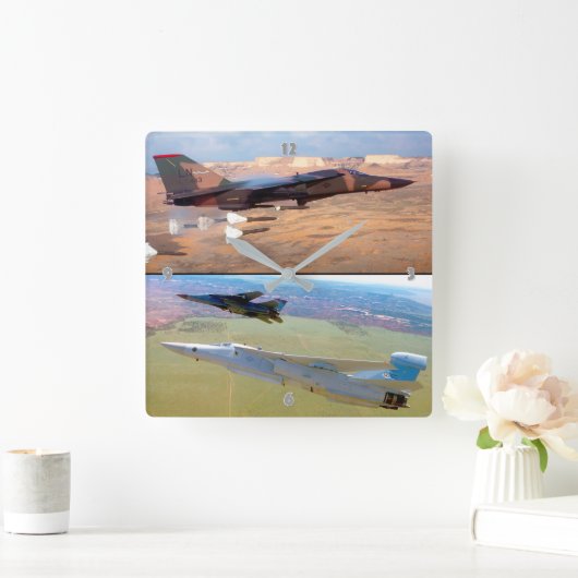 EF-111 RAVEN en F-111 AARDVARK Vierkante Klok (Huis)