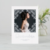Efecto Metálico Plateado Real Foto Quinceañera Folie Uitnodiging (Staand Voorkant)