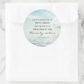 Efeziërs 2:6 God heeft ons opgevoed met Christus B Ronde Sticker (Tas)