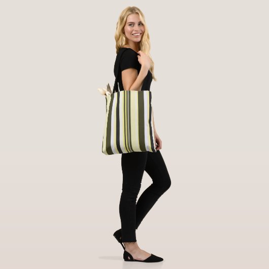 Effectieve gele hedendaagse verticale strepen tote bag (Op model)