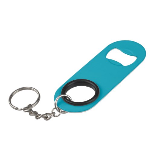 Effen helderblauwe achtergrond met een gladde text mini flessenopener (Voorkant Gekanteld)