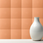 Effen kleur effen papaya sinaasappel tegeltje<br><div class="desc">Stevige kleur duidelijk papaya oranje ontwerp.</div>