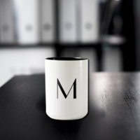 effen wit - voeg zwarte monogram toe 