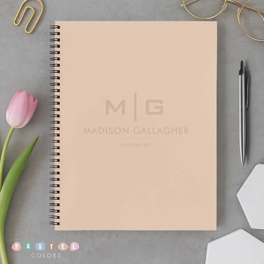 Effen zachte licht pastelkleurige beige crème gele notitieboek