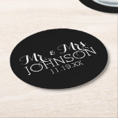 Effen zwarte huwstfeestgeschenken voor Mr & Mrs Ronde Kartonnen Onderzetter (Gebogen)